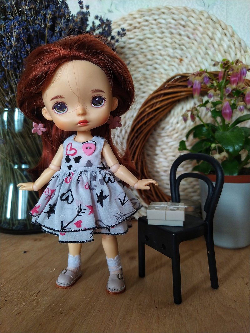 The dress for a sassy girl. For 9-10inch dolls Monst Xaiomi Blythe. - ของเล่นเด็ก - ผ้าฝ้าย/ผ้าลินิน ขาว
