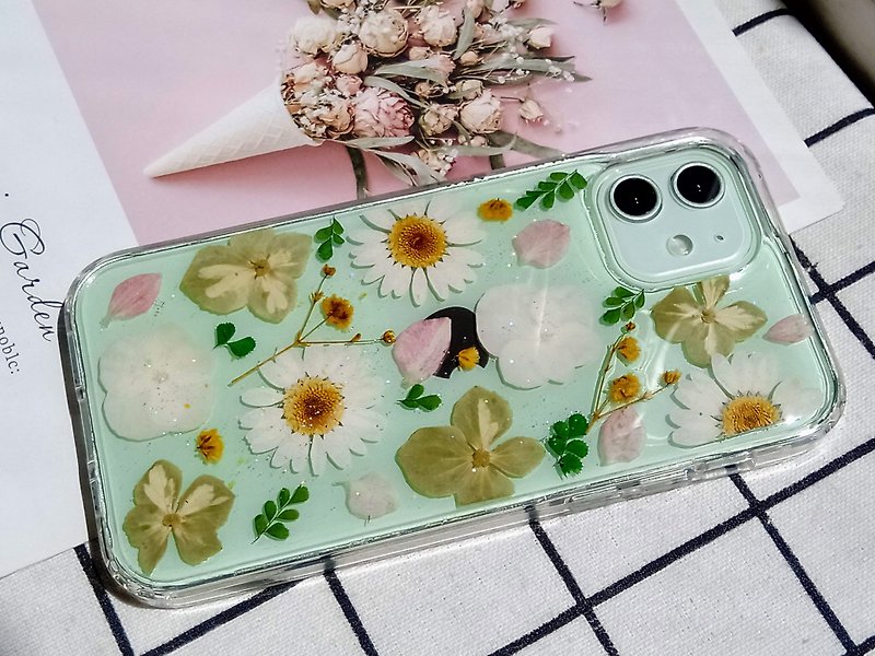 Pressed flowers phone case, Purple Larkspur, iPhone 12, 12 Pro - Phone Cases - Plastic Multicolor