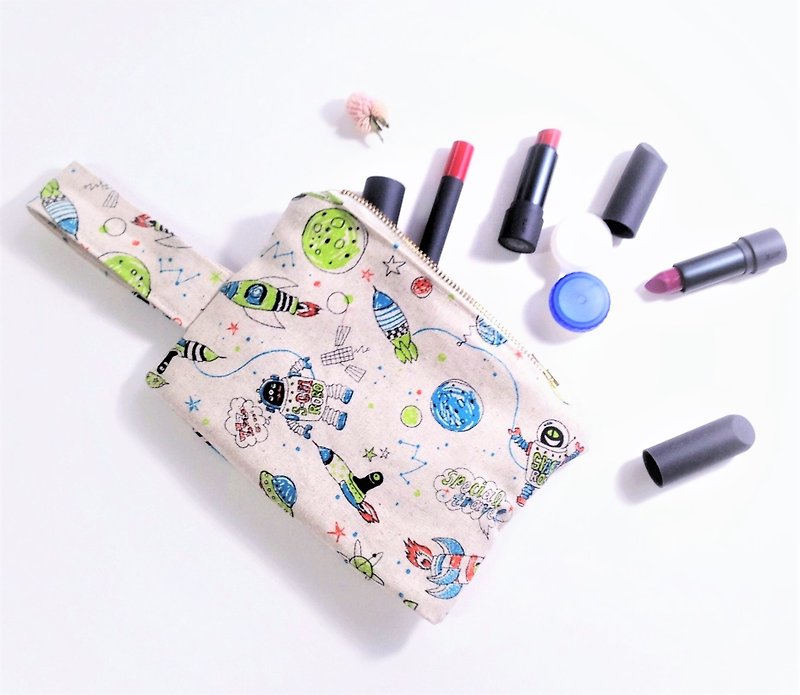 Happy day to send the stars - handmade purse morning handbag debris package - Toiletry Bags & Pouches - Cotton & Hemp White