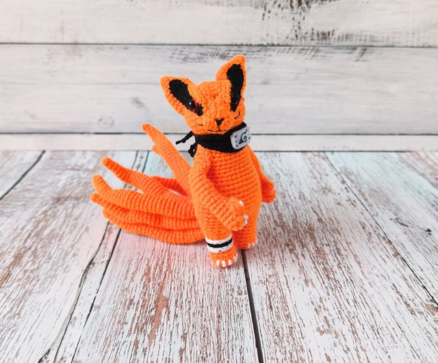 手作りかぎ針編みの九尾のキツネ - 頭が回転する編みぐるみぬいぐるみ