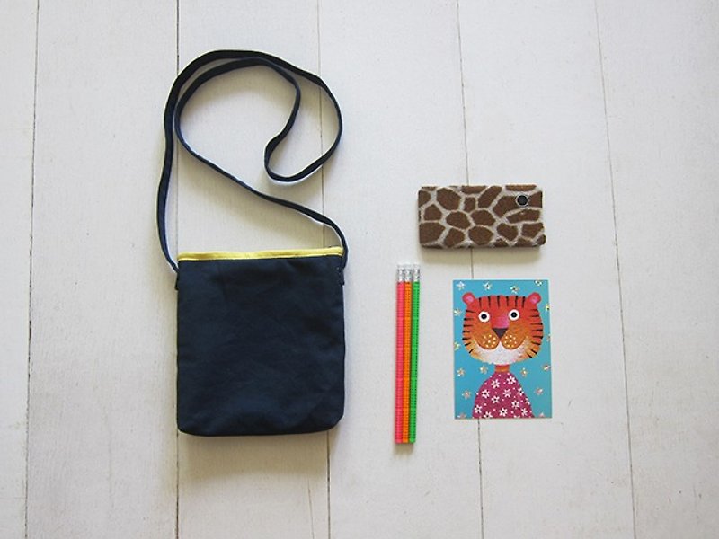 Cross Body Bag - Mini size (Zippered Closure W/ Fixed Strap) - Messenger Bags & Sling Bags - Cotton & Hemp Multicolor
