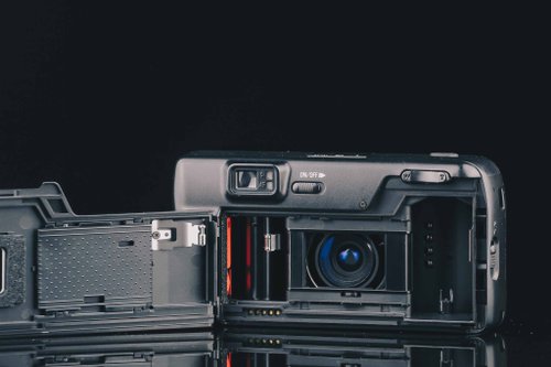 【フィルムカメラ】ニコン Nikon TW ZOOM 35-70 (フィルム付) Nikon TW Zoom 35-70 の使い方 | Totte Me Camera