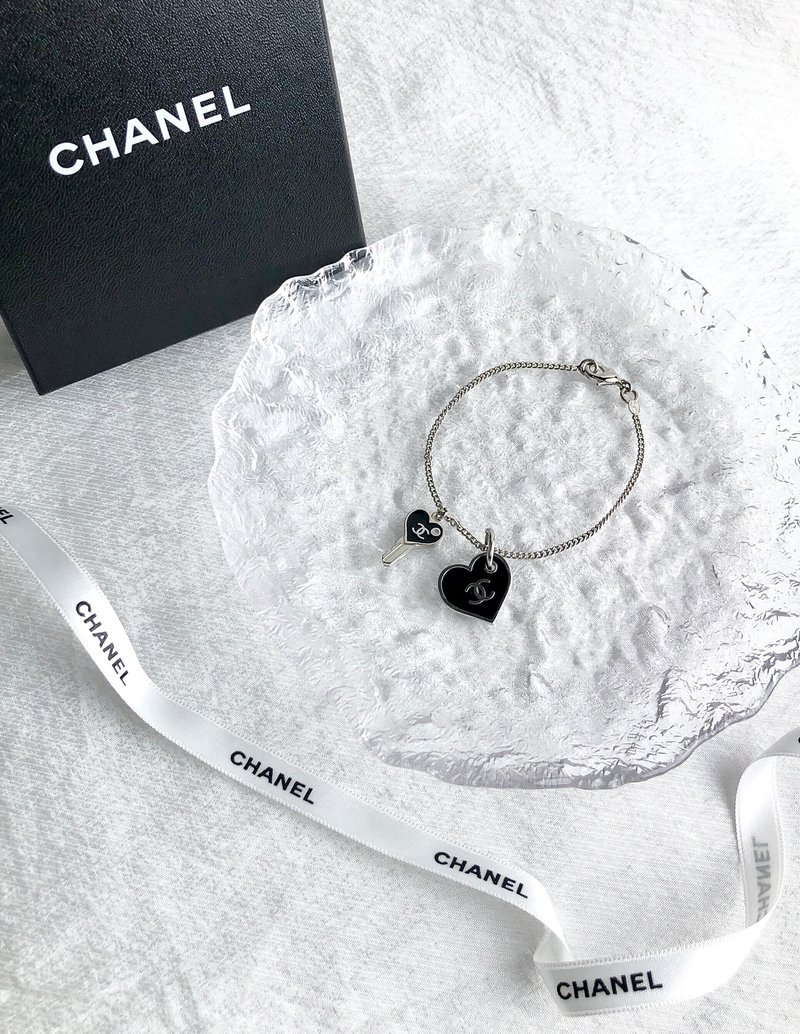 【 日本直送　名牌中古包 】CHANEL シャネル ブレスレット ブラック　シルバー ココマーク ハート vintage ヴィンテージ オールド pz7dmp - 手鍊/手環 - 其他材質 銀色