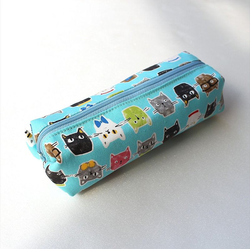 Big cat styling pencil bag / storage bag pencil case cosmetic bag - Pencil Cases - Cotton & Hemp 