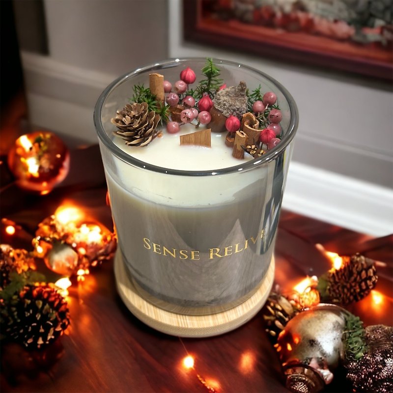 Festive edition rosewood musk scented candle 200g - น้ำหอม - ขี้ผึ้ง 