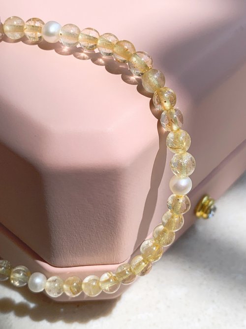 ice of Jadeite 天然金髮晶淡水珍珠手鍊Golden Rutilated Quartz & Pearl Bracel