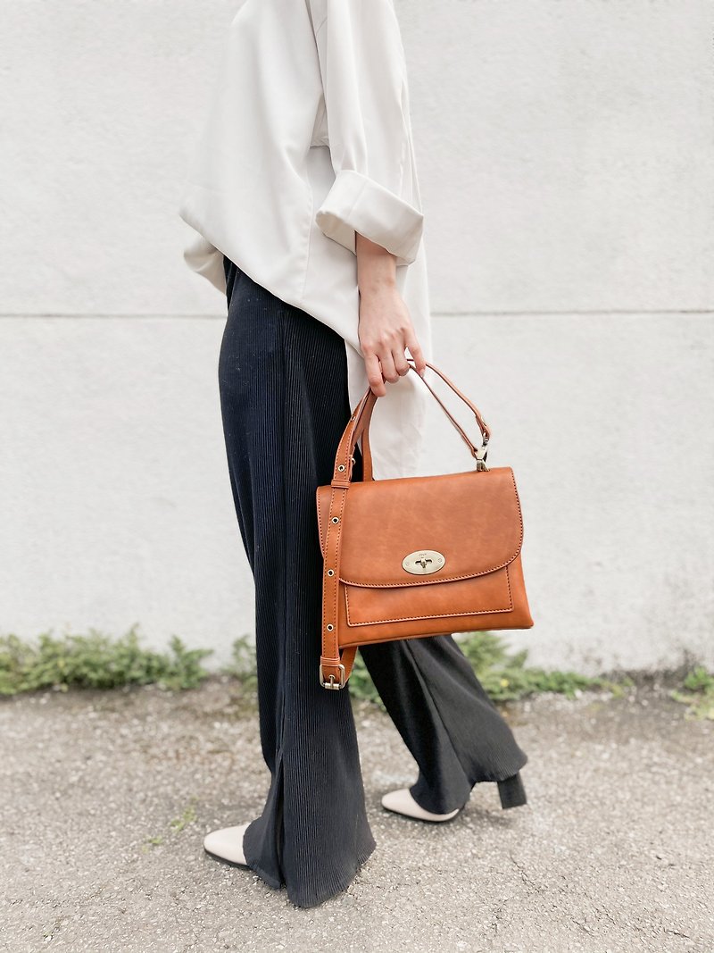 Carry shoulder bag - Handbags & Totes - Genuine Leather Brown