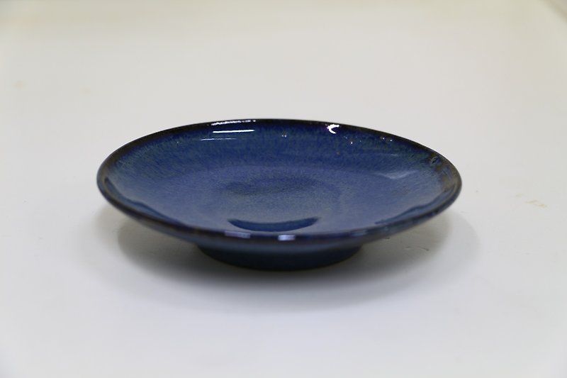 深藍陶碟-純手工--手作--拉坯--上釉--陶土 - 小碟/醬油碟 - 陶 藍色