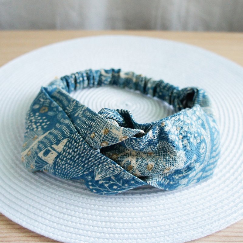 Lovely [Japanese double yarn] blue forest butterfly elastic hair band, hair ring [light blue] E - Hair Accessories - Cotton & Hemp Blue