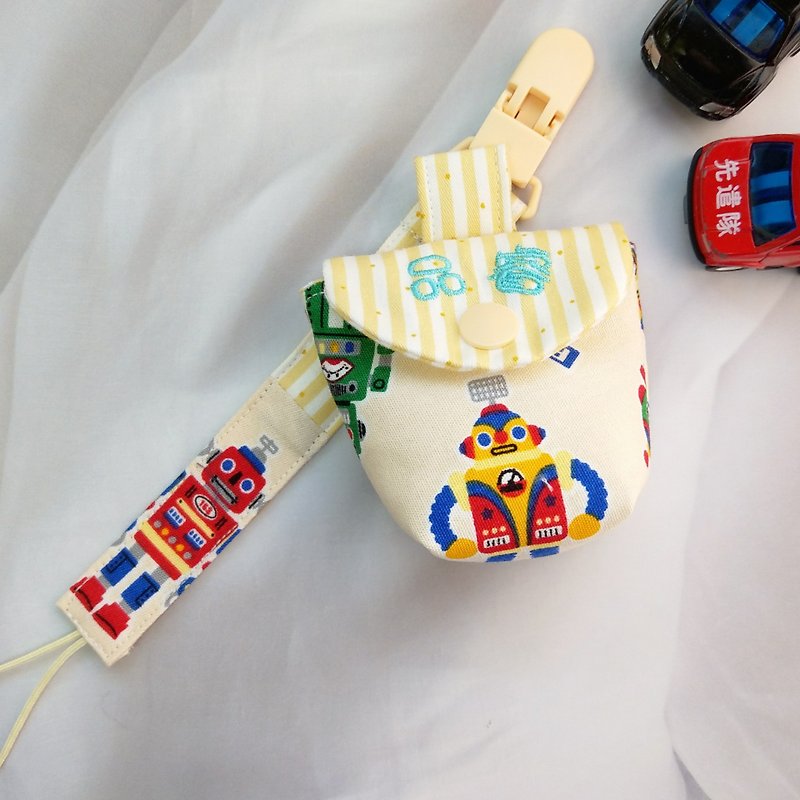 Color robot. Pacifier storage bag / pacifier chain (name can be embroidered) - ขวดนม/จุกนม - ผ้าฝ้าย/ผ้าลินิน หลากหลายสี