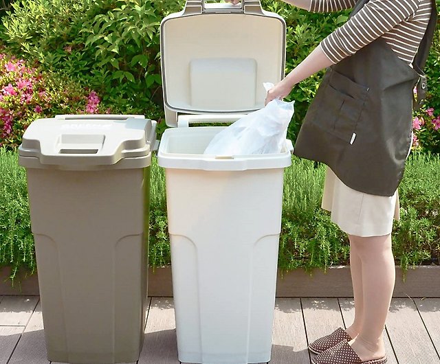 Japan RISU GREEN outdoor functional type large-capacity trash can 70L -  Shop Risu Japan Trash Cans - Pinkoi