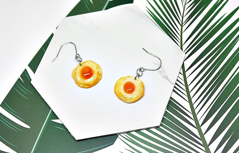 Clay accessories X stainless steel hook earrings <puffed egg> #模拟# 可爱- mailing free shipping - - ต่างหู - ดินเหนียว ขาว