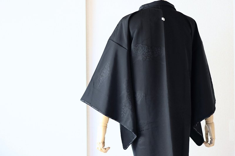 Cloud pattern kimono, black haori, Japanese silk kimono, Japanese Kimono /4486 - ジャケット - シルク・絹 ブラック