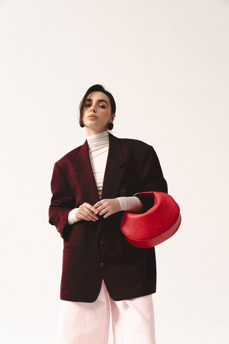 Red Leather Shoulder Bag – Hedera | Handmade Minimalist Purse | For Women - 手提包/手提袋 - 真皮 紅色