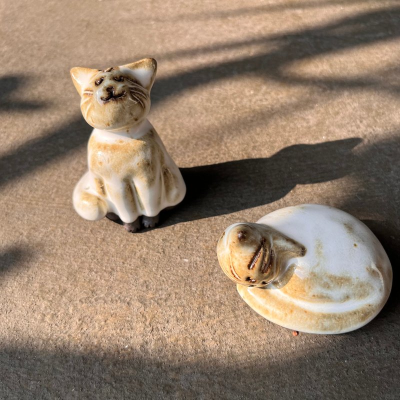 臉黑黑的貓 / 陶偶 - 擺飾/家飾品 - 陶 白色