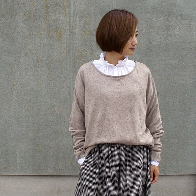 High gauge cotton linen knitted drop shoulder pullover beige - ニット・セーター - コットン・麻 カーキ