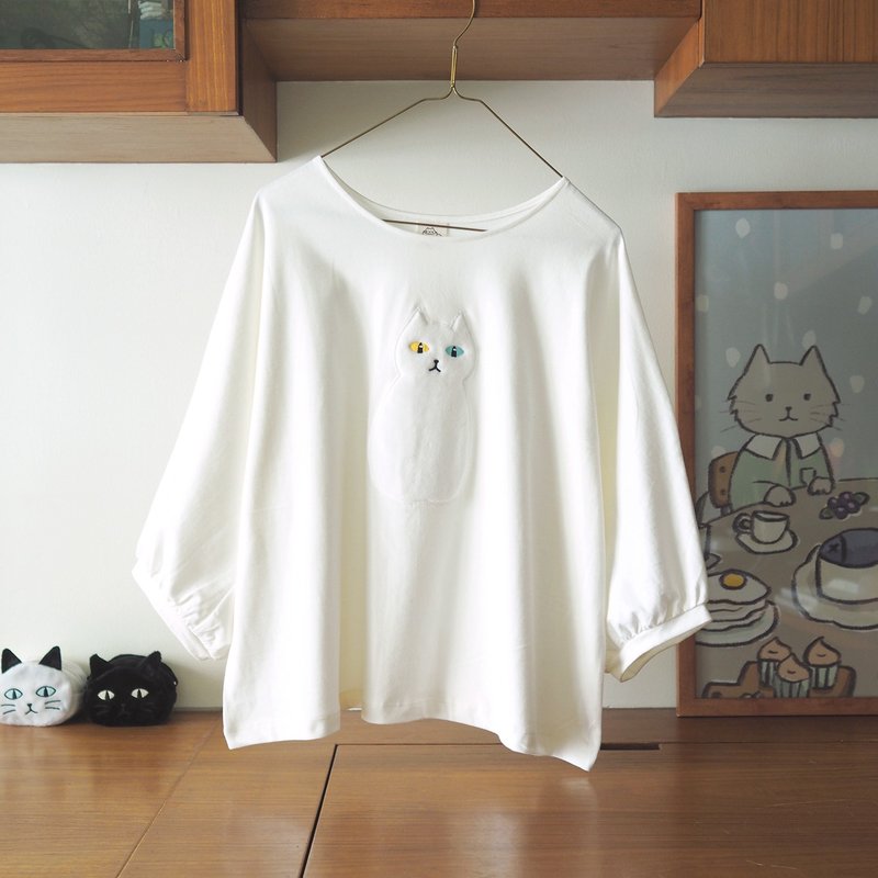 invisible fluffy cat puff sleeve t-shirt : off-white - 女 T 恤 - 棉．麻 白色