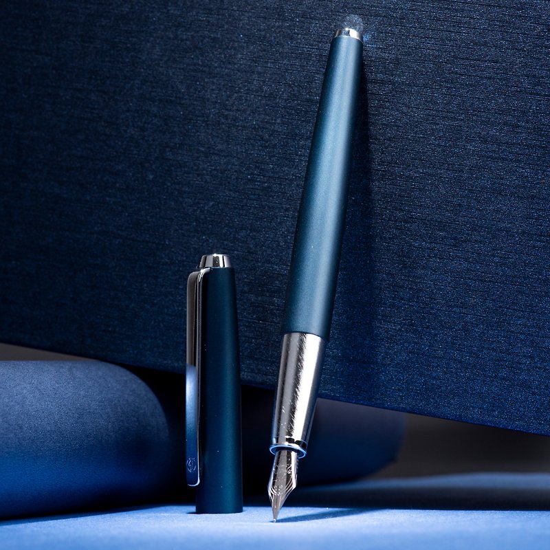 [Customized Gift] Hongdian Fountain Pen 525 Midnight Blue/Customized Text - ปากกาหมึกซึม - ทองแดงทองเหลือง 