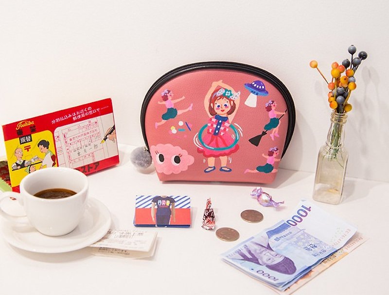 Bentoy x Annasi-Hula Hoop Girl-Cosmetic Bag/Storage Bag/Universal Bag - กระเป๋าเครื่องสำอาง - หนังแท้ 