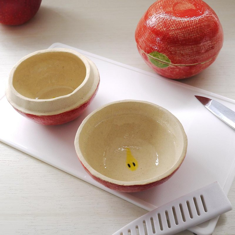果物容器【林檎】 - 調味料入れ - 陶器 レッド