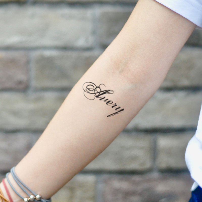 Avery Name Temporary Tattoo Sticker (Set Of 2) - OhMyTat