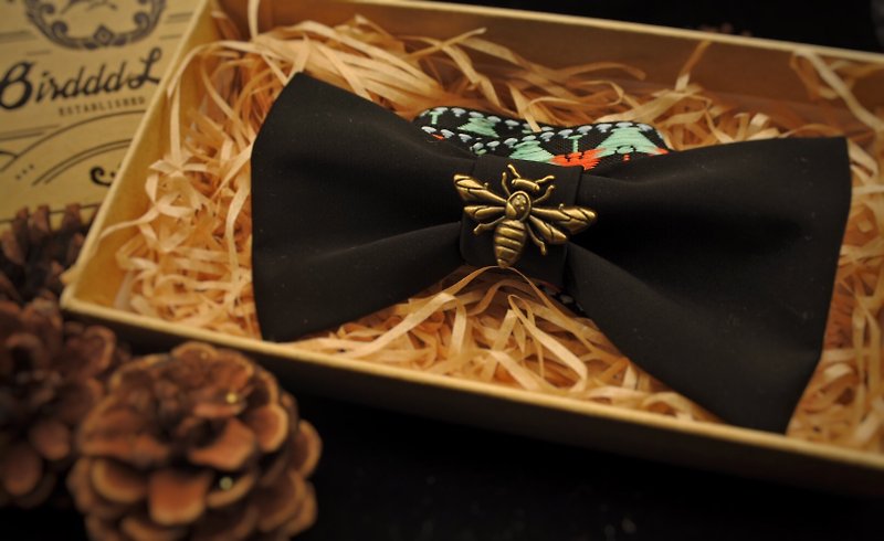 Black/ Khaki retro insect original handmade bow tie texture satin - Bow Ties & Ascots - Other Man-Made Fibers Black