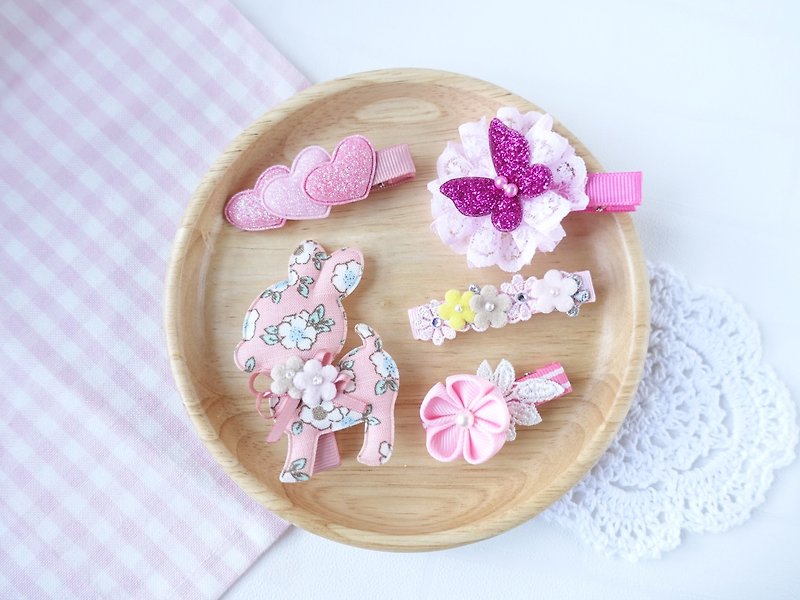 Hairclips Gift Set - hair accessories for Girls (Pink GS001) - Bibs - Other Materials Pink