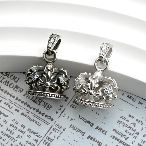Martina Olga 奧嘉精品工作室 925純銀飾 立體復古皇冠個性晶鑽項鍊墜飾 低調奢華基本款