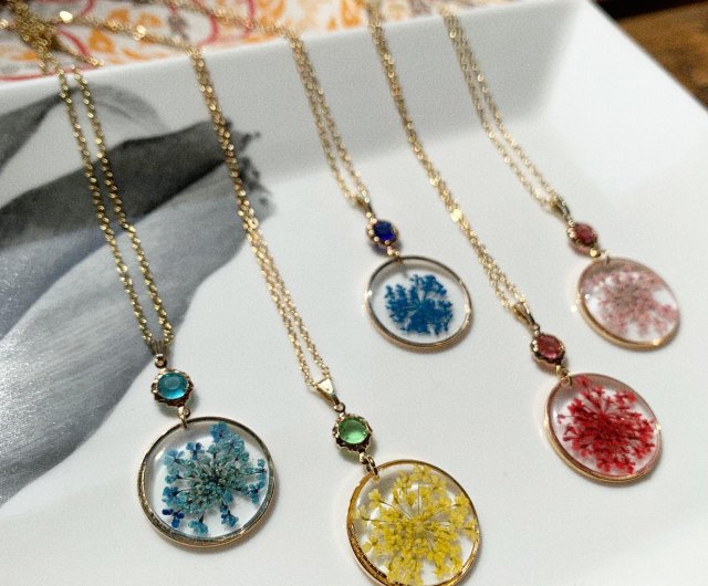 本物の花押し花ネックレスブルーレースフラワー石ネックレス