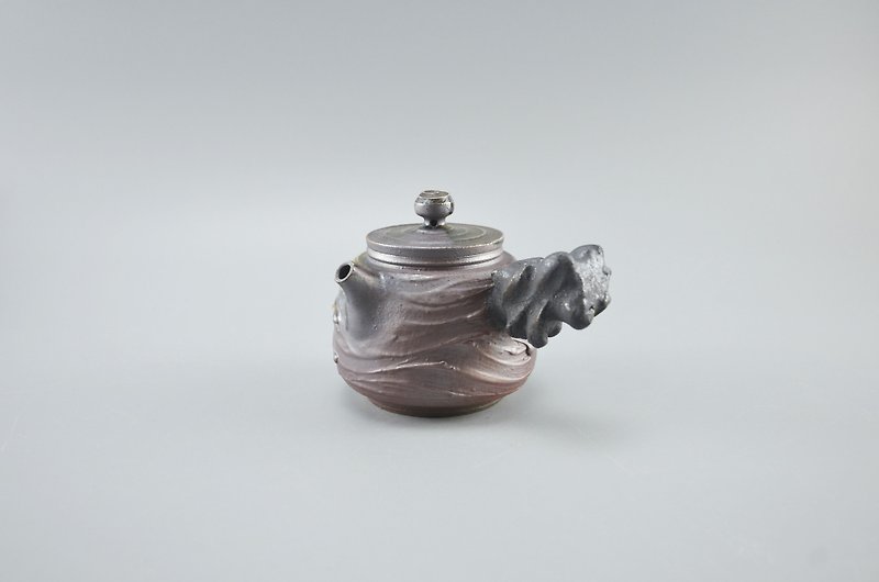 Firewood side pot - Pottery & Ceramics - Pottery 