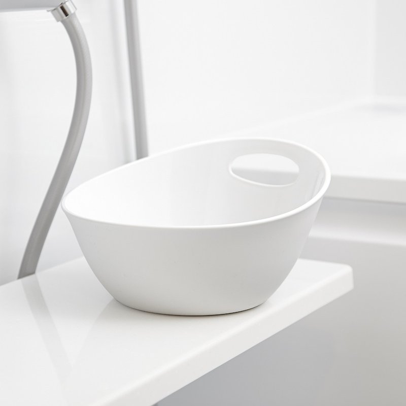 日本岩谷Iwatani RETTO一體簡約圓形浴室舀水盆 - 其他 - 塑膠 白色