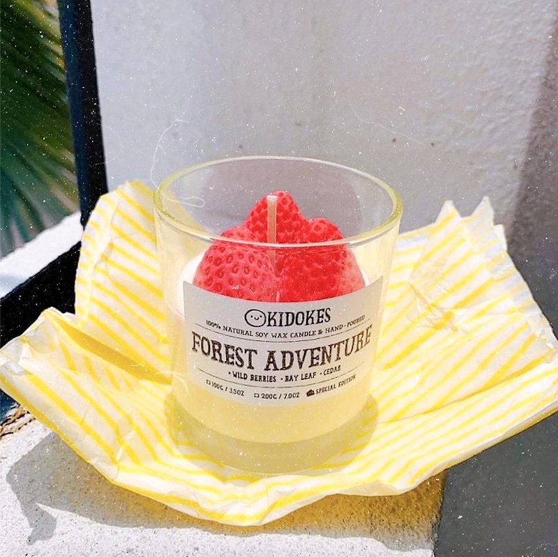 Strawberry Yogurt Cup American Natural Soy Wax Scented Candle Handmade Scented Green Candle Gift - เทียน/เชิงเทียน - วัสดุอีโค ขาว