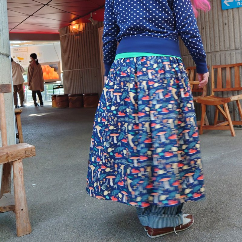 【受注制作】Mushroom skirt Navy / Free size / USA fabric / 日本製 - 裙子/長裙 - 棉．麻 藍色