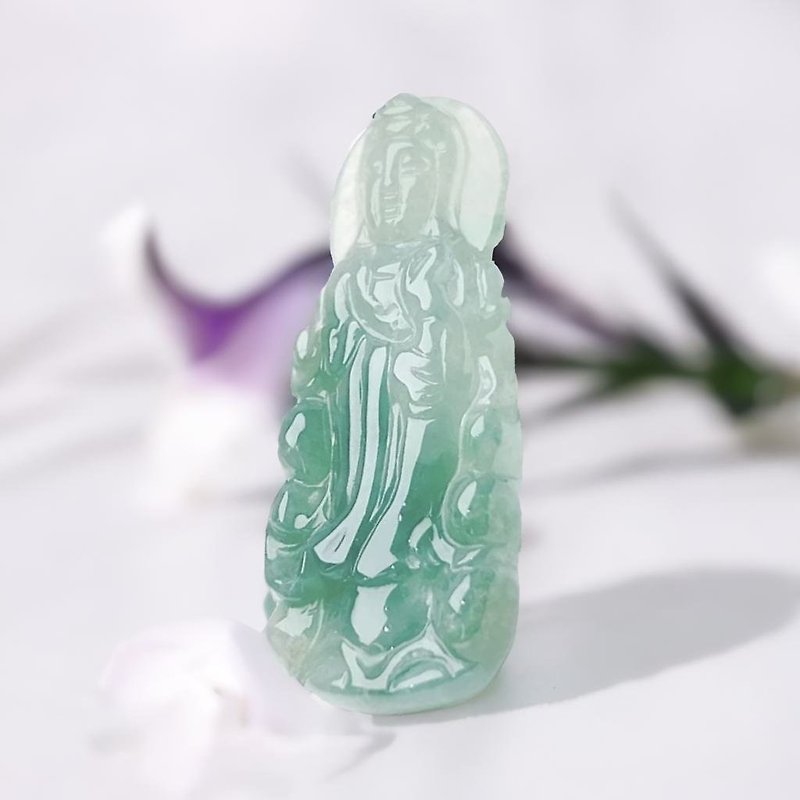 Ice green jadeite Guanyin Bodhisattva | Natural Burmese jadeite A goods | Gift giving - Necklaces - Jade Green