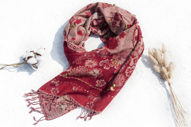 水煮羊毛披肩/針織圍巾/刺繡圍巾/羊絨披巾/喀什米爾Cashmere-花 - 圍巾/披肩 - 羊毛 紅色
