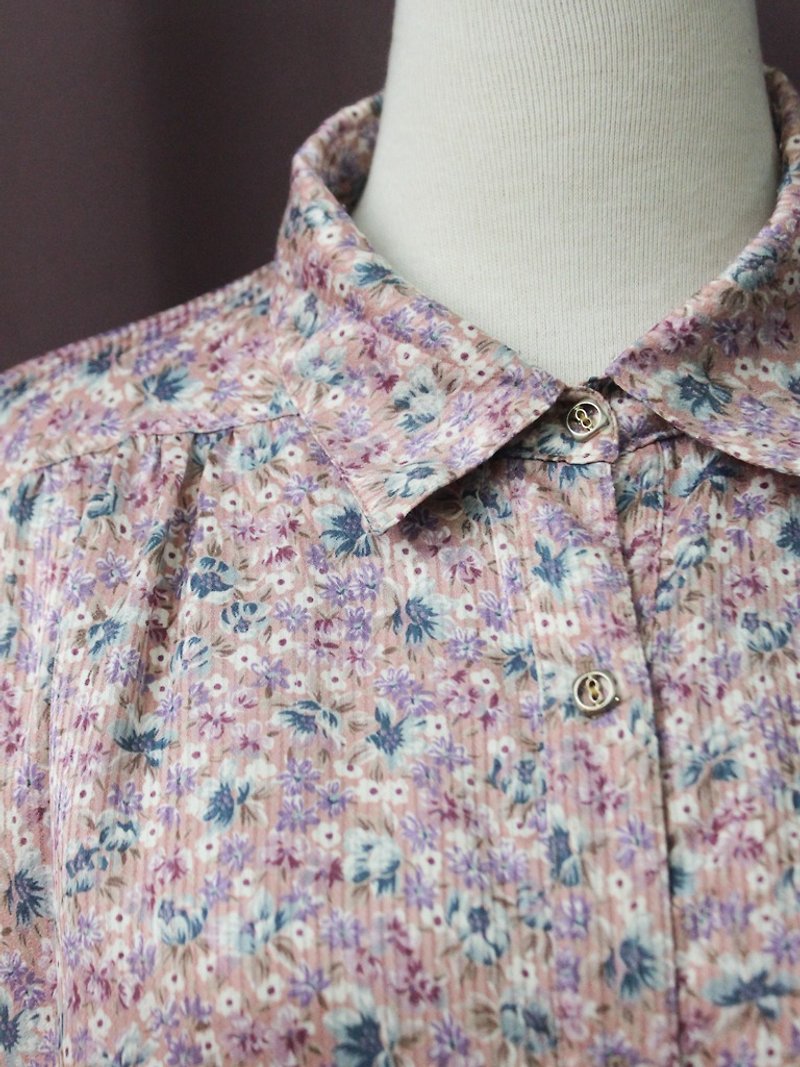 【RE1123T287】秋冬日本製復古碎花紫色長袖古著襯衫 - 恤衫 - 聚酯纖維 粉紅色