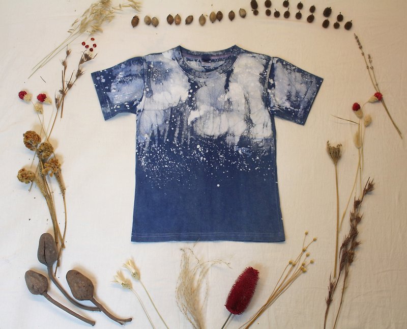 Free to dye isvara handmade blue dye universe series sun nebula (baby children's clothing) cotton T-shirt - Other - Cotton & Hemp Blue