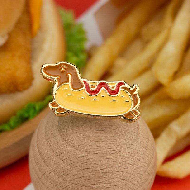 Hotdog Enamel Pin - Brooches - Other Metals Brown