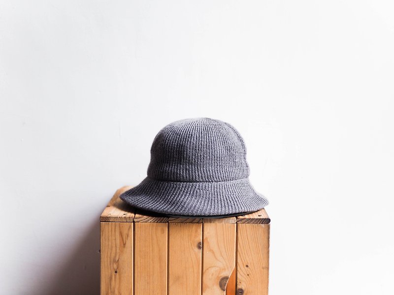 Heshui Mountain - Wakayama warm three-dimensional weave pattern independent gray antique plain weave lady hat picture hat - Hats & Caps - Wool Gray
