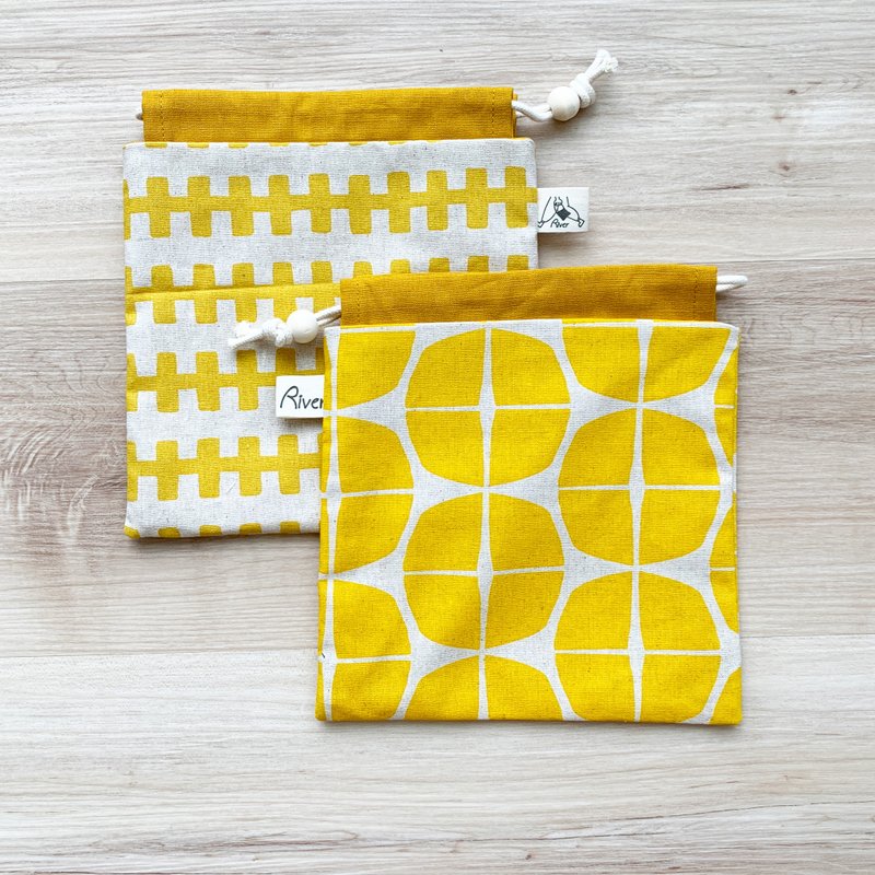 【River】Single-side drawstring storage pouch/Japanese fabric/retro yellow big circle - กระเป๋าเครื่องสำอาง - ผ้าฝ้าย/ผ้าลินิน สีเหลือง