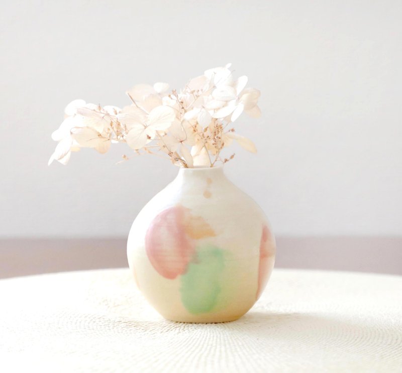 色化粧 春色刷毛目の一輪挿し １ - 花瓶/花器 - 陶 粉紅色