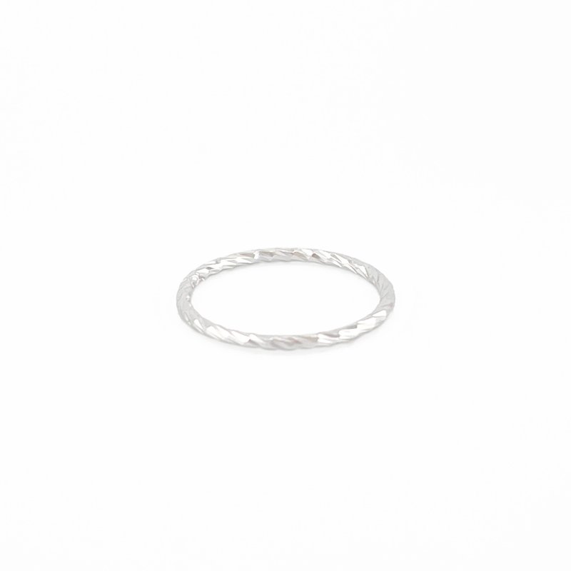 【Thread Ring】Threaded Sterling Silver Ring - แหวนทั่วไป - เงินแท้ สีเงิน