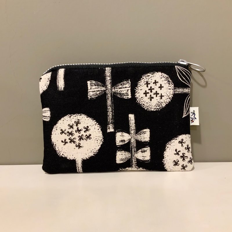 Arrangements and combinations of flowers—cotton wallet/coin purse/cosmetic bag/storage bag - Coin Purses - Cotton & Hemp 