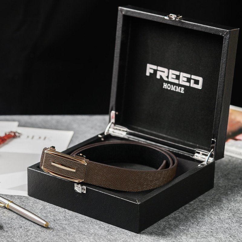 【FREED】方形金色扣商務休閒頭層牛皮皮帶 - 咖啡色 - 腰帶/皮帶 - 真皮 咖啡色