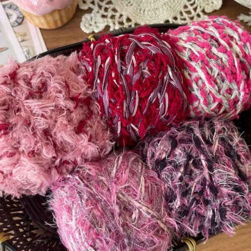 粒線桔 Mitodon 材料專賣 【粒線桔】三股混合紗線-粉紅毛怪 | 一卷50公克/1pcs(50g)