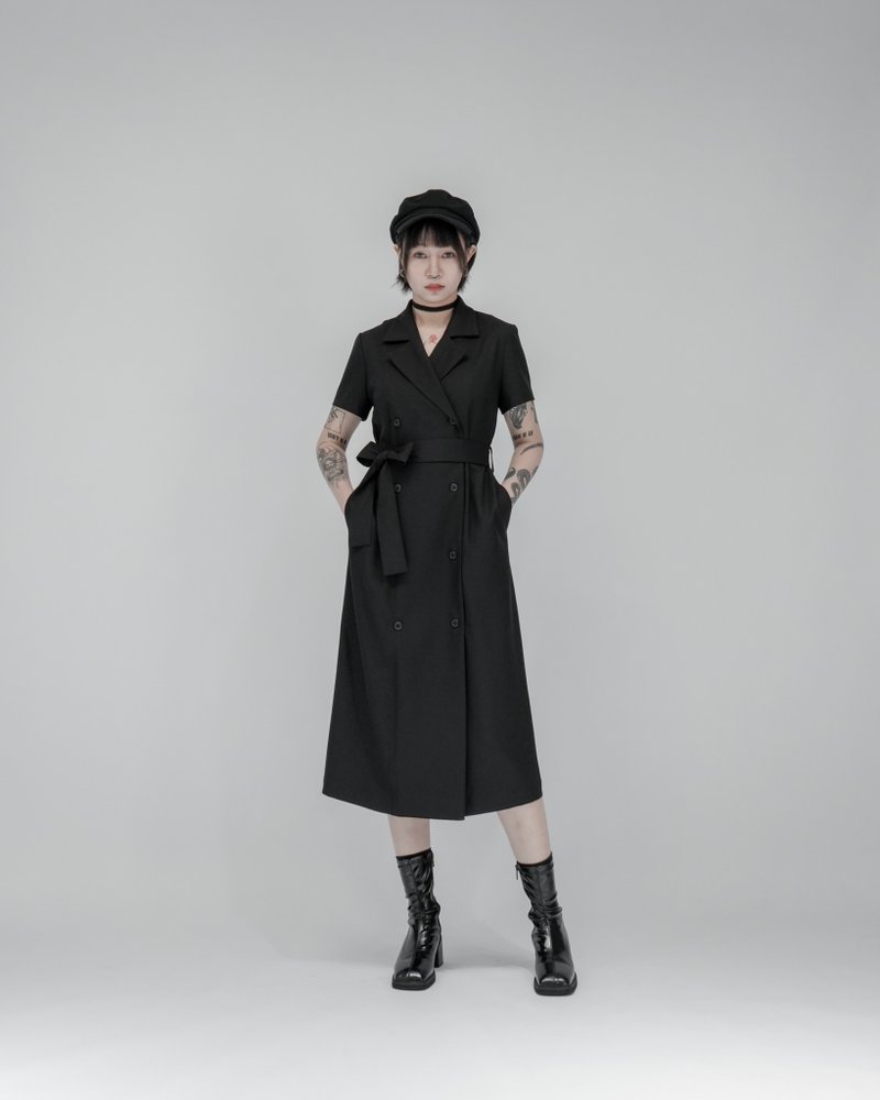 MUKK DESIGN 半袖雙排釦西裝領洋裝 - 洋裝/連身裙 - 聚酯纖維 黑色