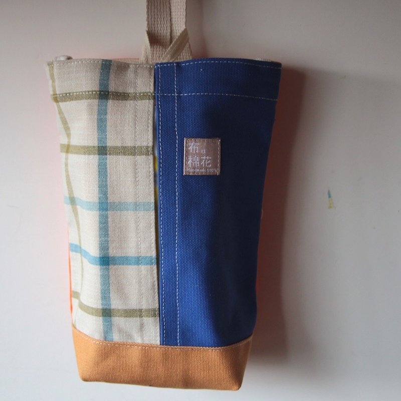  canvas tissue box cover, Hanging Tissue Box, housewarming gift,  blue - Items for Display - Cotton & Hemp Blue
