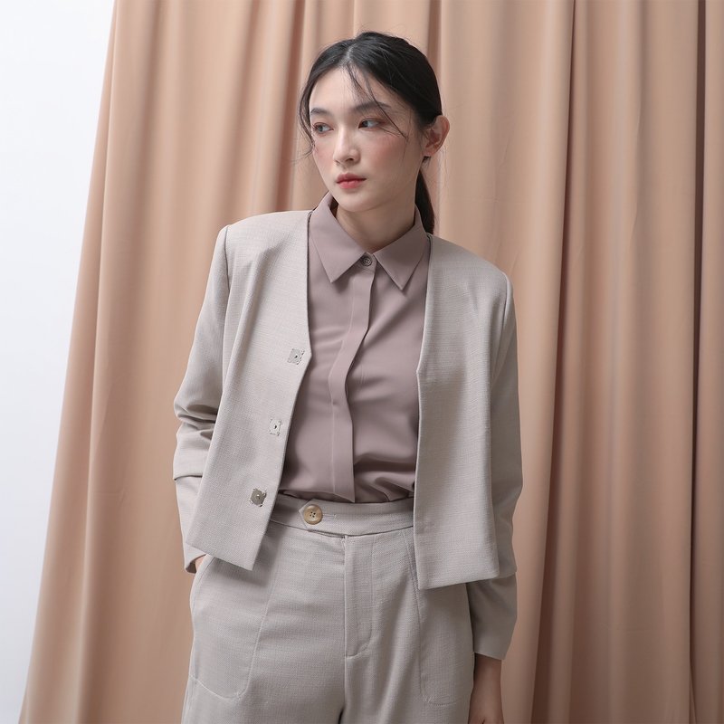 Louge_樓閣短版外套_22AF301_卡其 - 女大衣/外套 - 聚酯纖維 卡其色