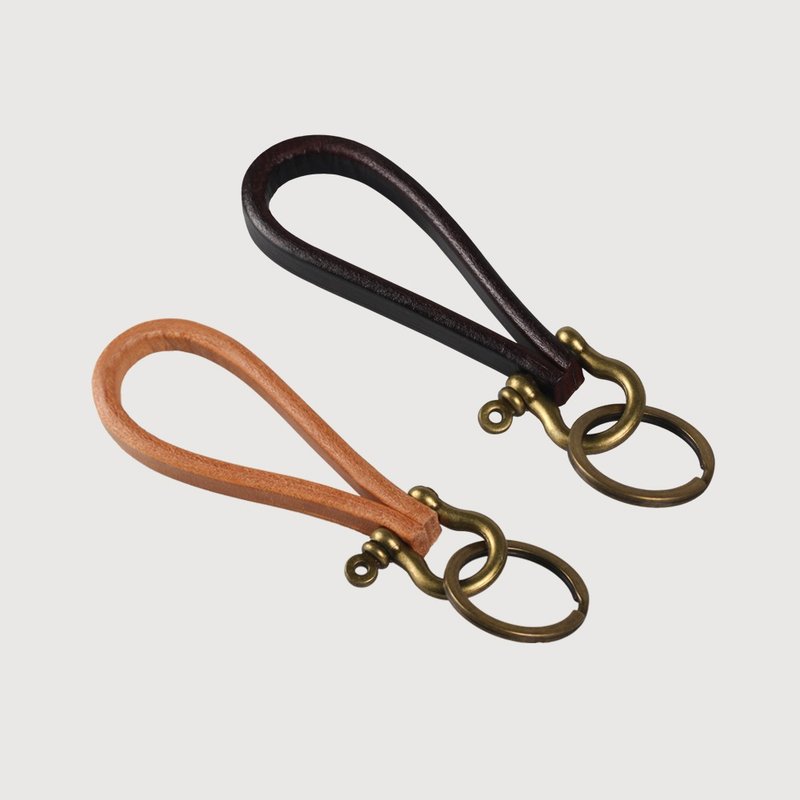 【11/1-11/18滿3999贈】牛皮復古鑰匙圈 - 顏色隨機 / 隨貨附贈 - 側背包/斜背包 - 其他材質 多色