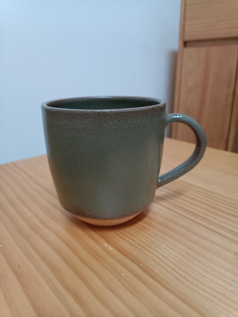 Ceramics Greyish Green Coffee Mug (Large) - แก้ว - ดินเผา สีเทา